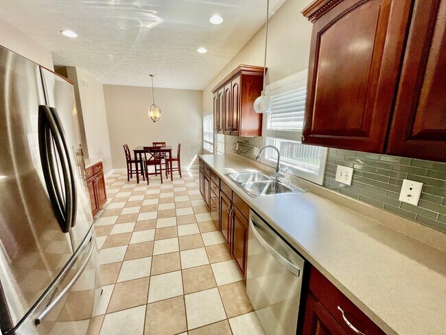 Foto del edificio - 3 Bed 2 full and 2 1/2 Bath- Imperial PA