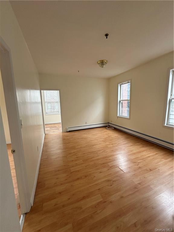Building Photo - 1821 Loring Pl S