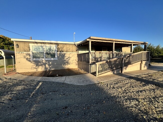 Foto del edificio - 16340 Sycamore Ave