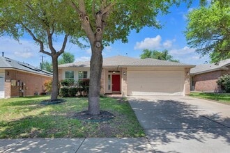Building Photo - 3755 Castle Rock Dr