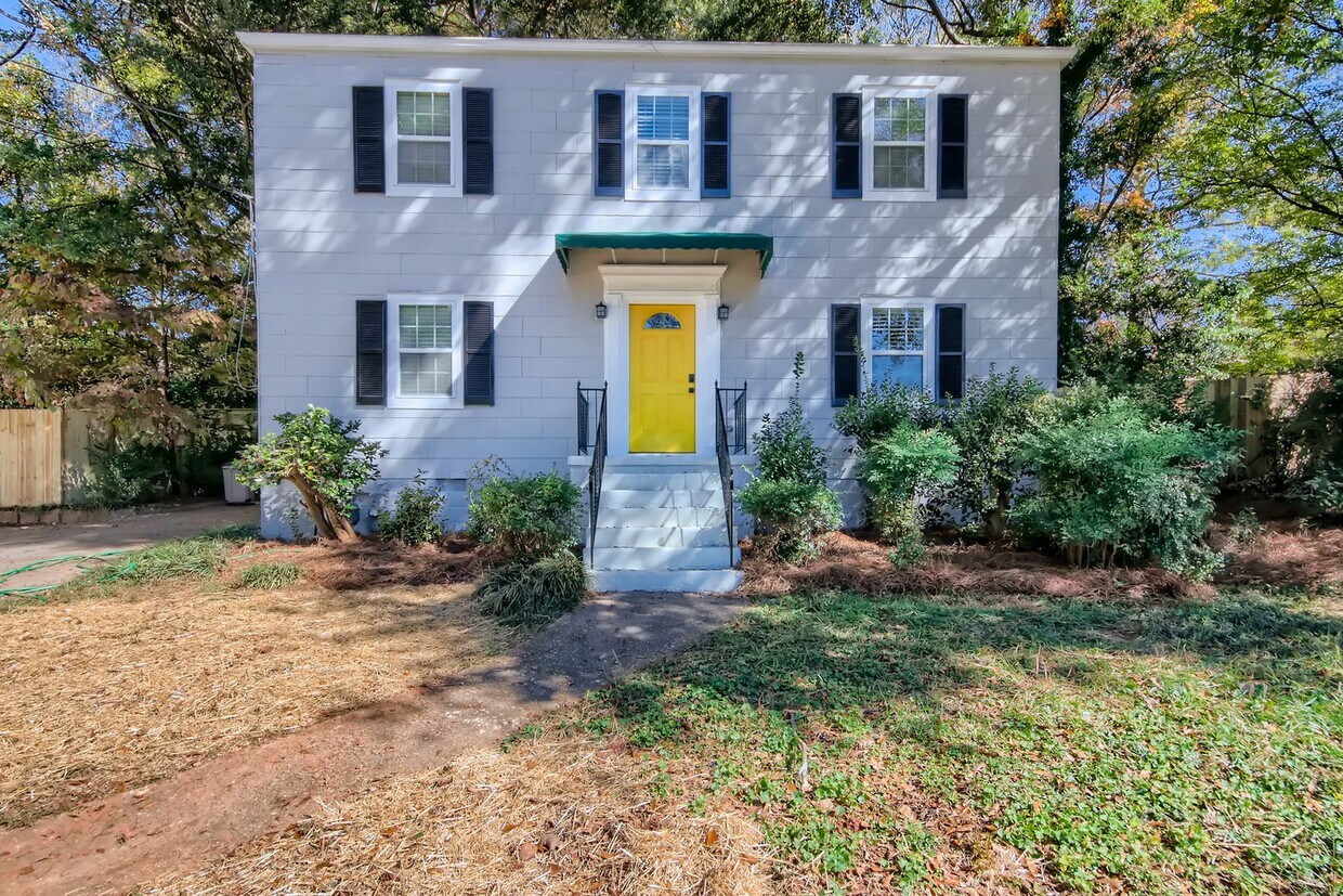 Primary Photo - 406 South Columbia Drive, Unit B