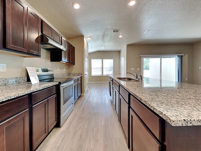 Building Photo - 8688 Kaye Ln