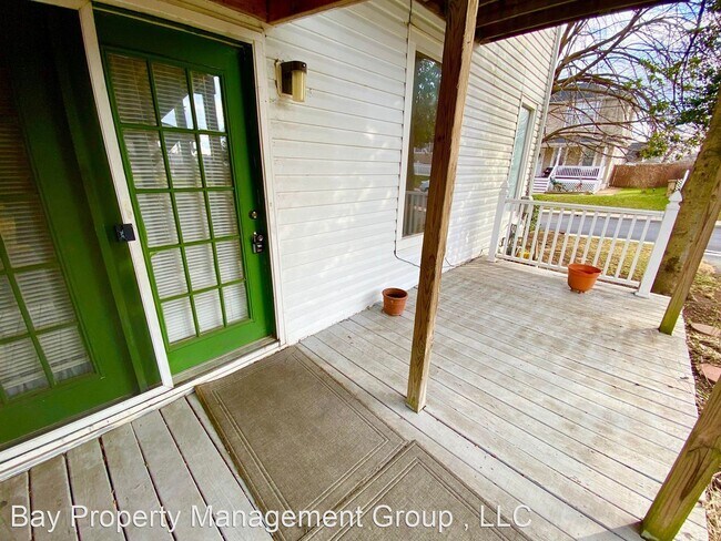 Building Photo - 3 br, 2 bath House - 28 2nd Ave