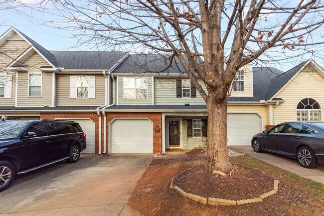 Building Photo - Keswick Place Townhome