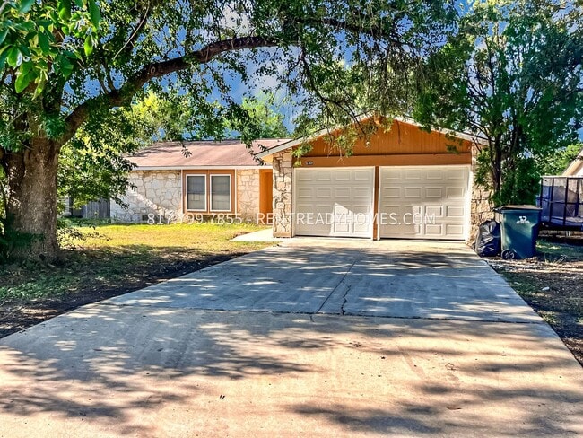 Photo - 6760 Montgomery Dr House