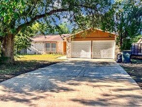 Building Photo - 6760 Montgomery Dr