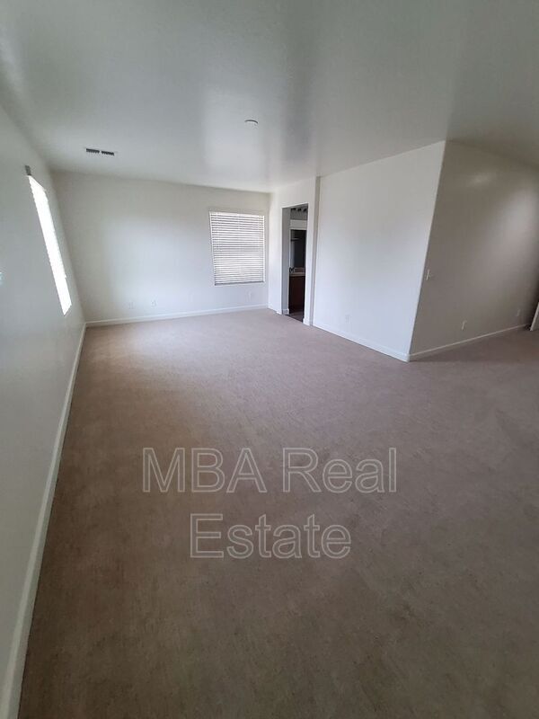 Foto del edificio - 7840 W Monte Vista Rd