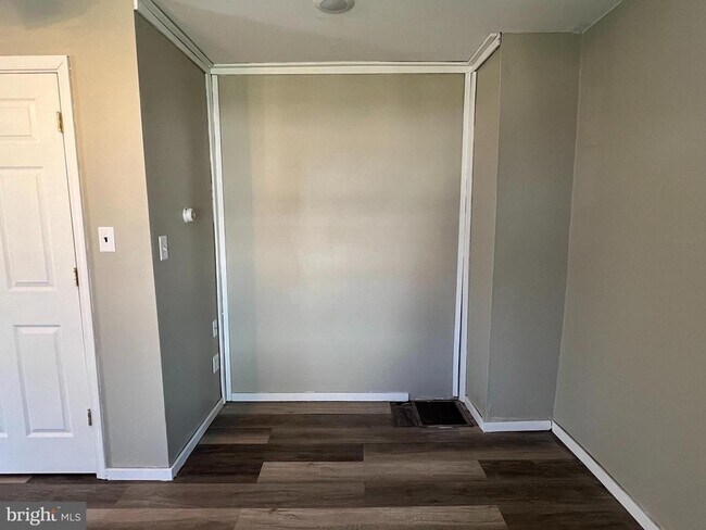 Foto del edificio - 4222 W 7th St