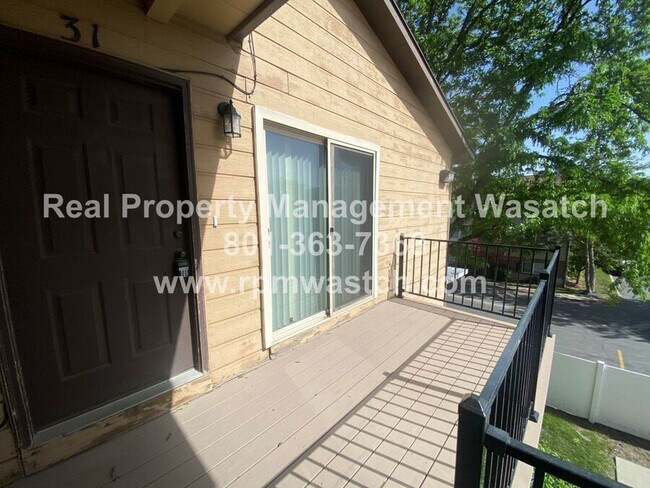 Foto del edificio - 846 Cedar Pine Ct