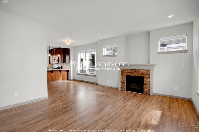 Foto del edificio - Gorgeous Four Bedroom Townhome in Orenco!