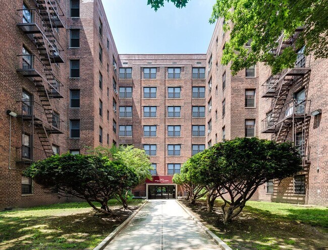 Building Photo - 90 Laurel Hill Ter