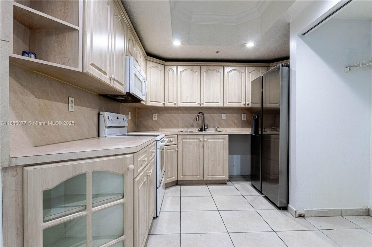 Foto principal - 17405 NW 75th Pl