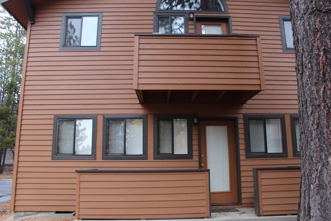 Building Photo - Available Now! | Powder Village | Sunriver