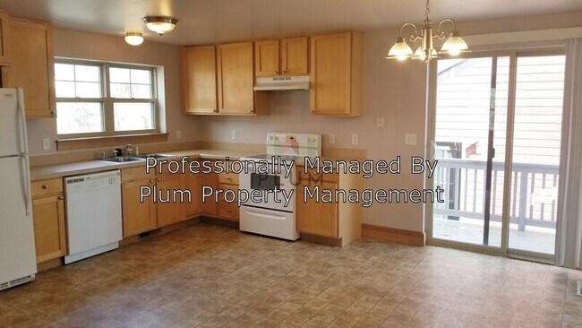 Building Photo - 2726 O'Shaughnesy St