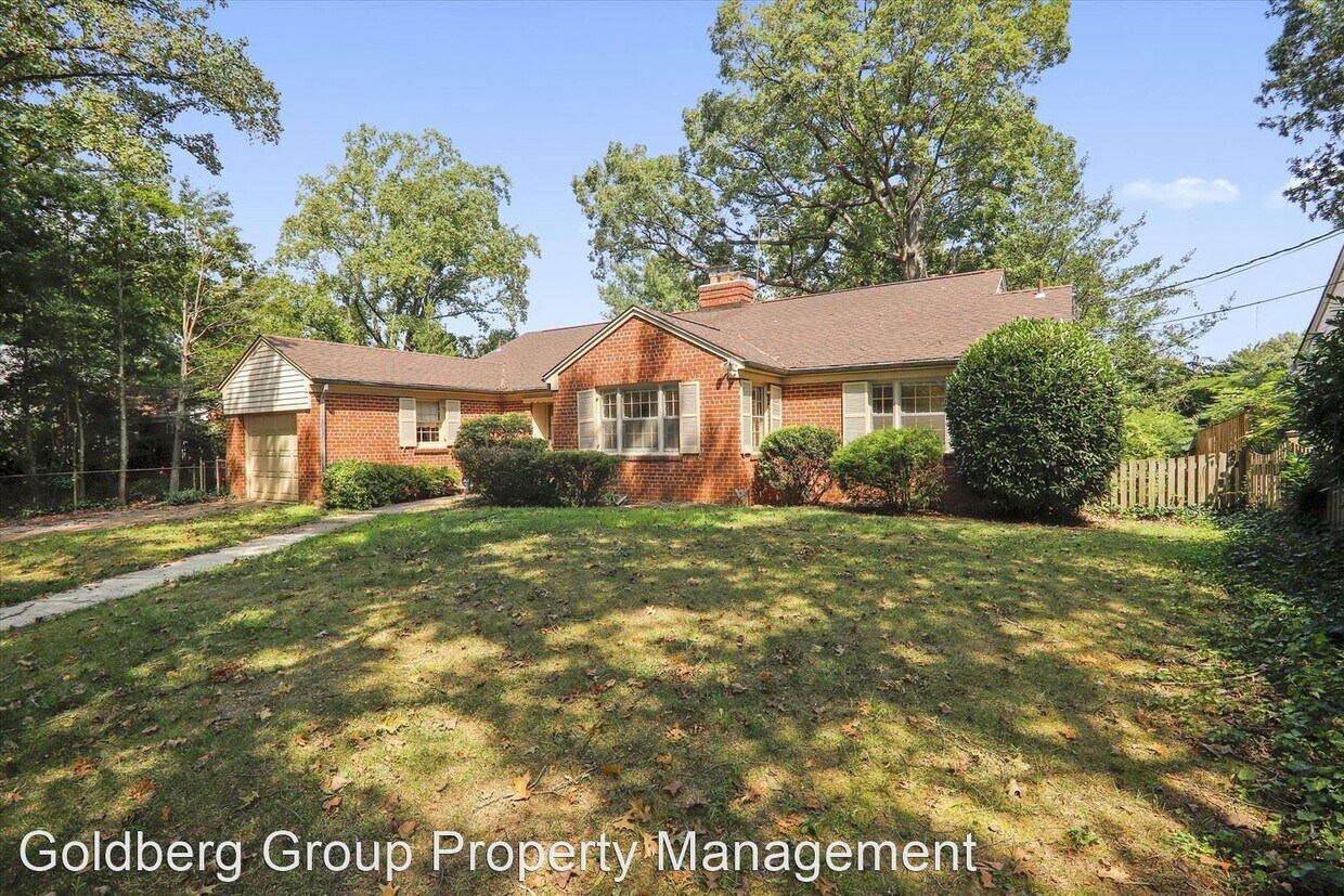 5 br, 3 bath House - 3303 Winnett Road