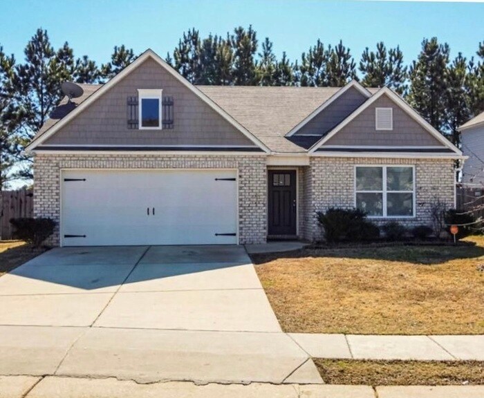 Primary Photo - 2615 Lily Way