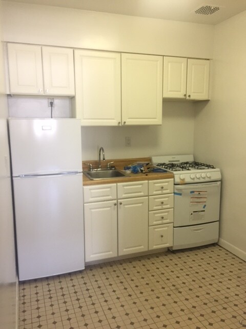 Foto del edificio - 54 W 75th St