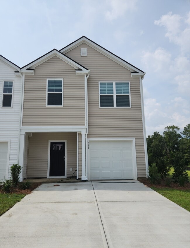 Building Photo - 321 Bluebell Way