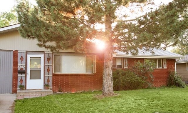 Foto del edificio - 409 Tedmon Dr