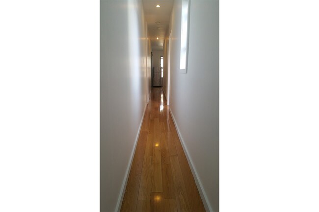 Foto del edificio - 457 Jefferson Ave