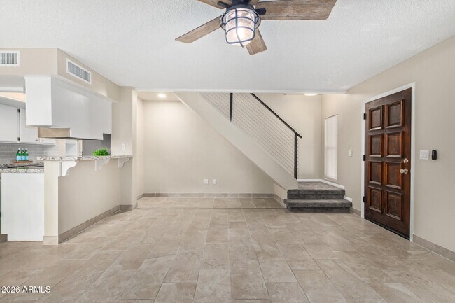 Foto del edificio - 8641 S 51st St