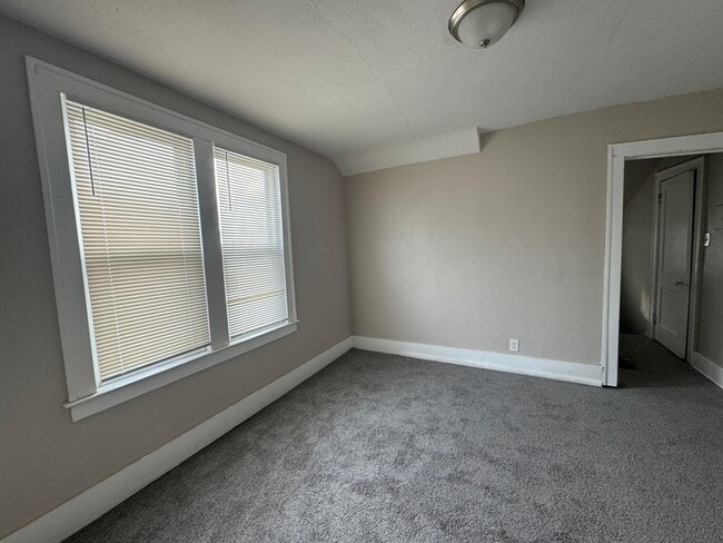 Foto del edificio - 15823 Princeton St