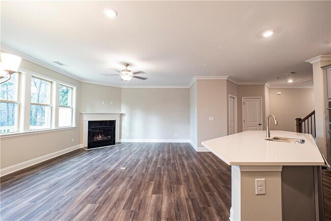 Foto del edificio - 1468 Edgebrook Ct NE