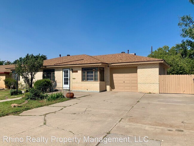 Building Photo - 3 br, 2 bath House - 2227 Utah St NE