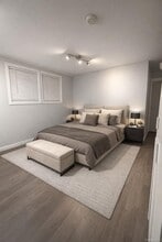 Building Photo - 207 Main St