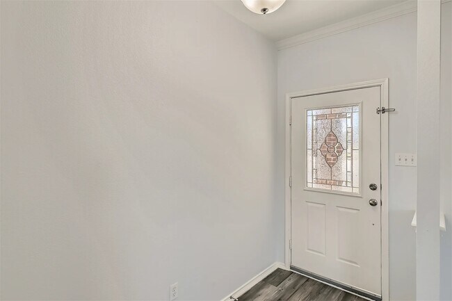 Building Photo - 1104 Canoe Cove