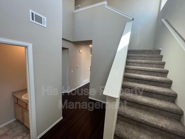 Building Photo - 5551 W 29th St
