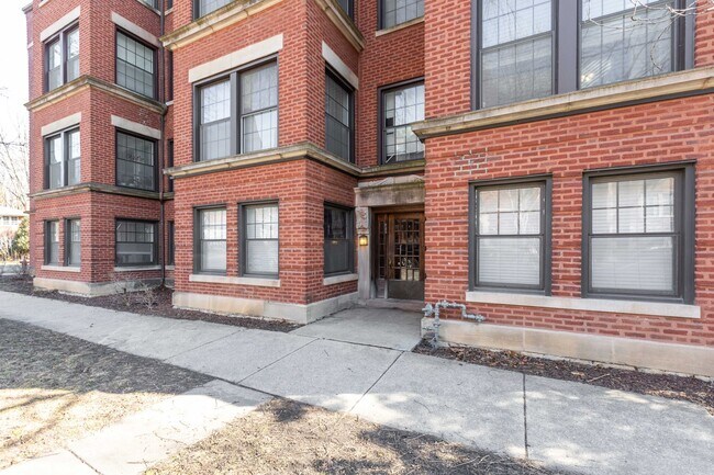 Foto del edificio - 943 Judson Ave