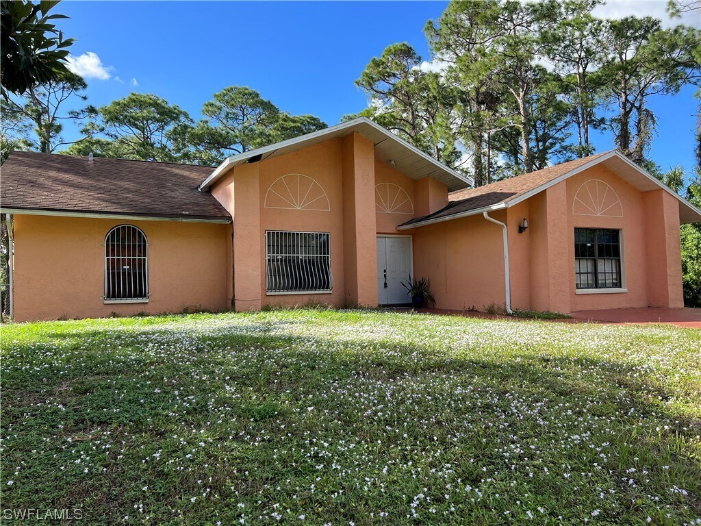 407 Richmond Ave N, Lehigh Acres, FL 33972 House Rental in Lehigh