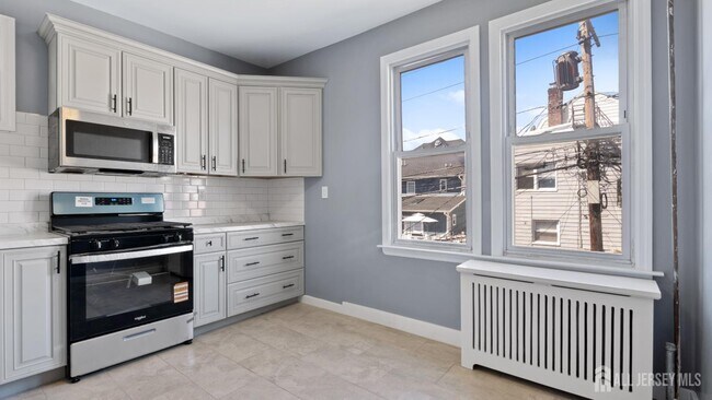 Foto del edificio - 19 Newfield St