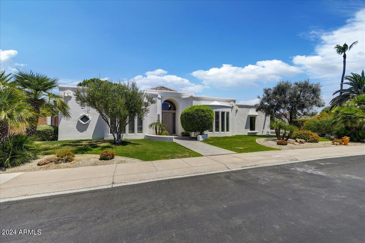 Primary Photo - 7520 E Buena Terra Way