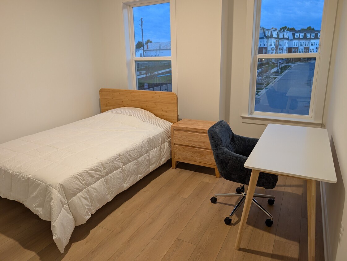 Foto principal - 2005 Henson Norris St