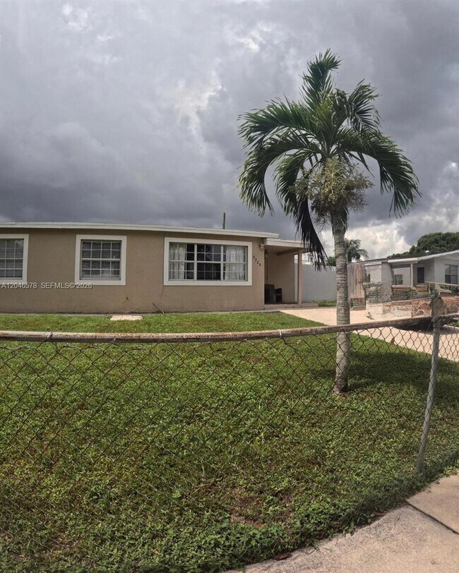Foto del edificio - 5720 SW 38th St