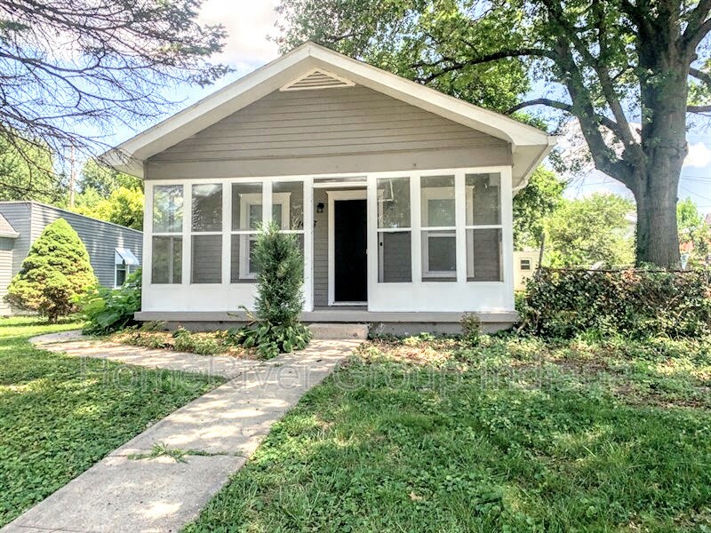 1426 Chartres St, New Albany, IN 47150 House for Rent in New Albany