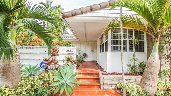 Photo - 8651 NE 10th Ct House