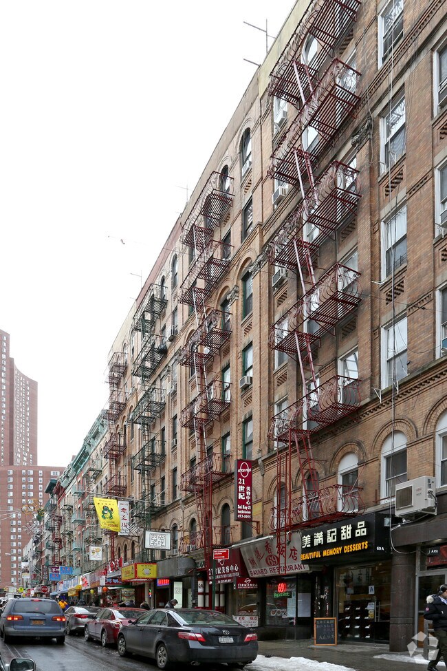 67 Bayard St, New York, NY 10013 Apartments New York, NY