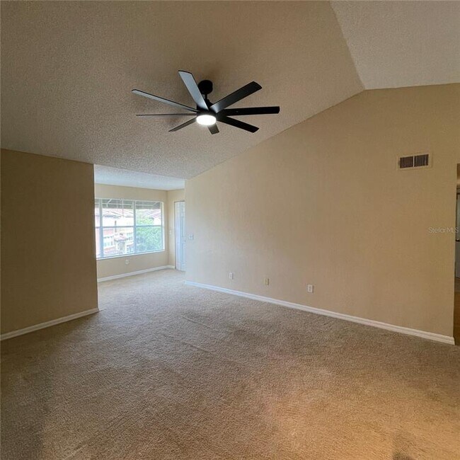 Foto del edificio - 5144 Conroy Rd