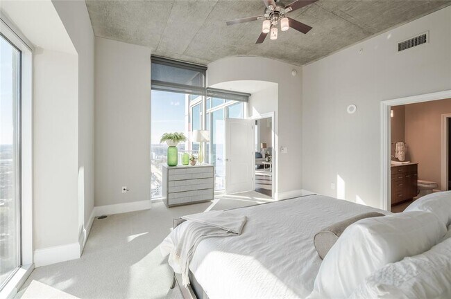 Foto del edificio - 5927 Almeda Rd