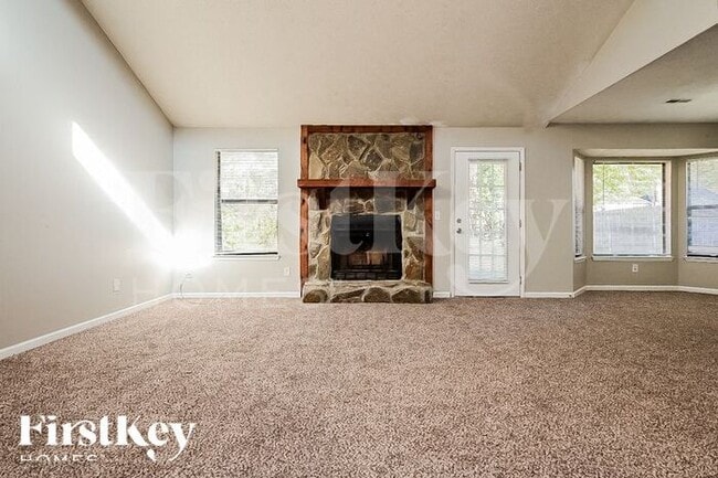 Foto del edificio - 765 Fieldstone Dr