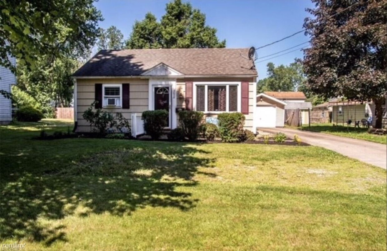 2 br, 1 bath House 3638 Arden Blvd House for Rent in Youngstown, OH