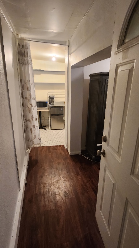 Photo - 25-30-30 43rd St (Queens, NY)