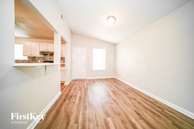 Foto del edificio - 3782 N Camp Creek Pkwy SW