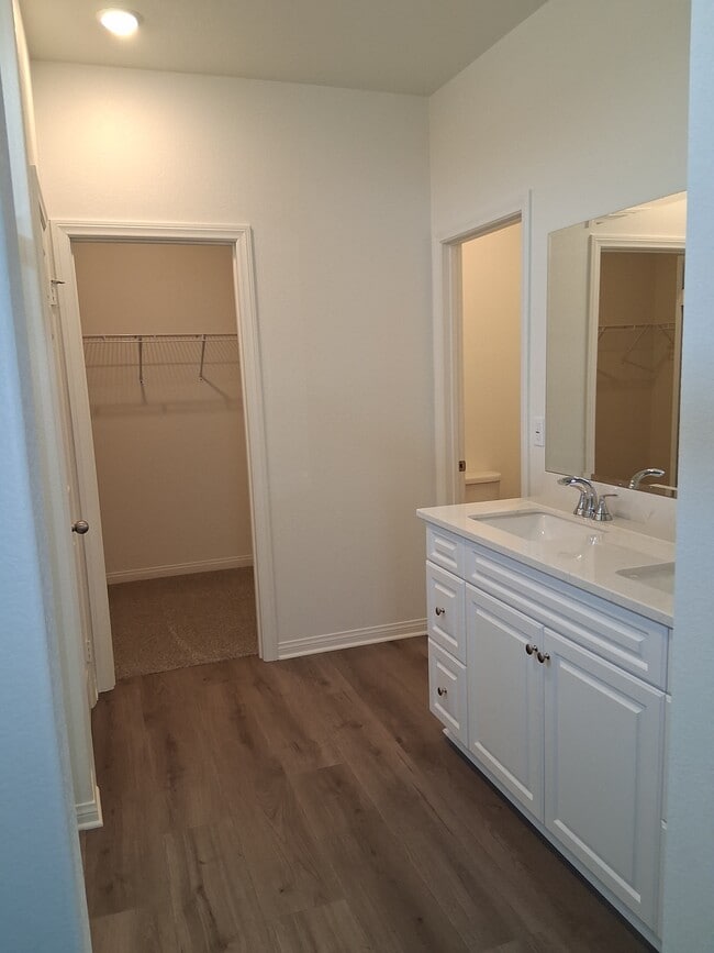 Primary Bath - 30570 Greenfield Dr