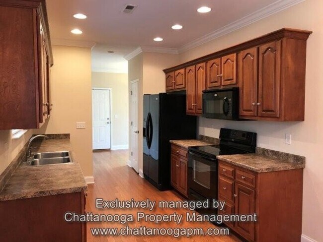 Photo - 525 Callaway Ct Apartment