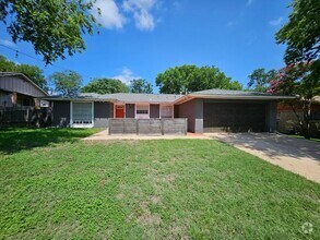 Building Photo - 1515 Desert Quail Ln