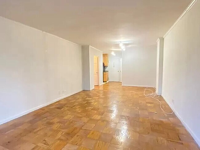 Building Photo - 300 West 55th Street
